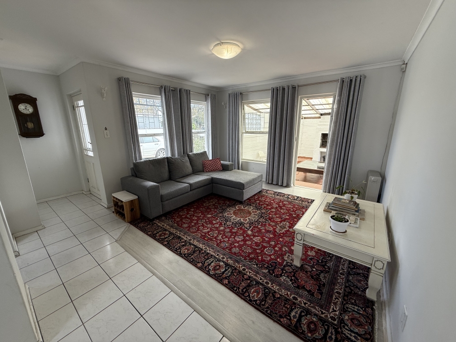 3 Bedroom Property for Sale in Van Der Stel Western Cape